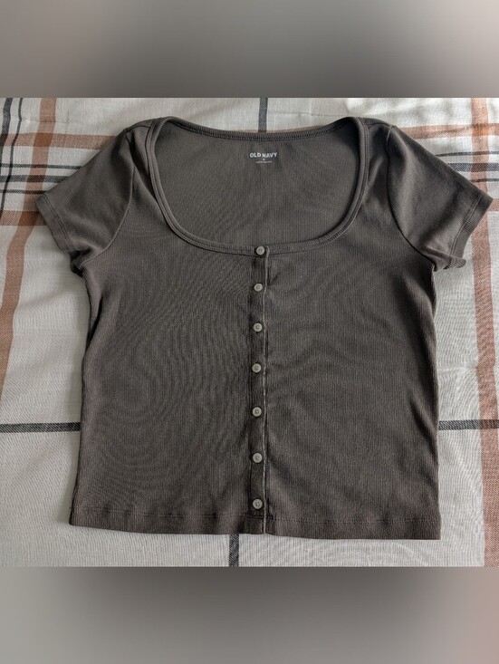Old Navy Tops - Old Navy Brown Ribbed Scoop-Neck Button-Front Crop Top Size M